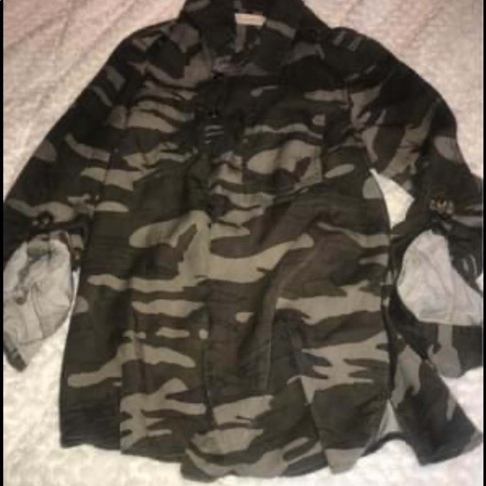 Altar’d State Camo Top